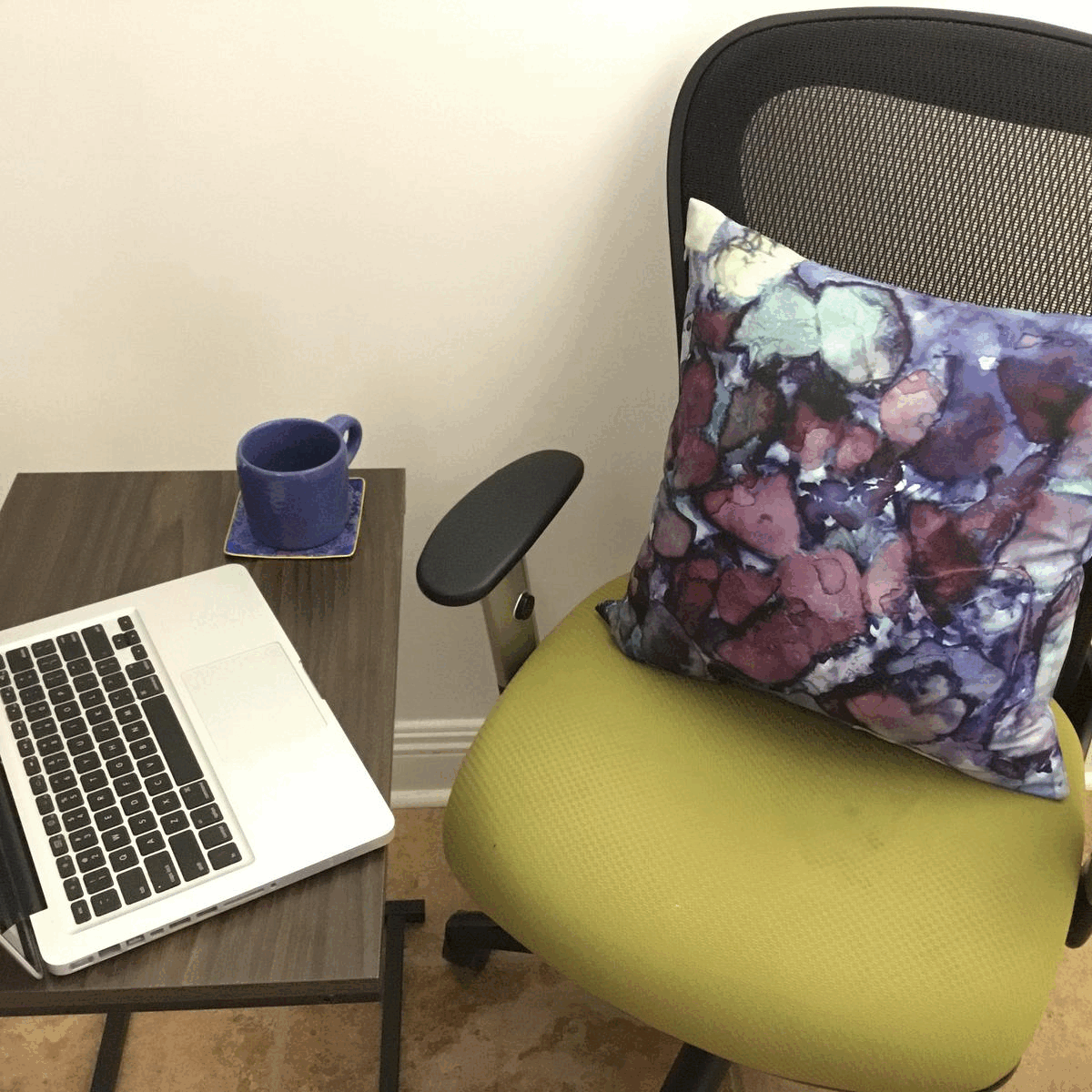Garnet Square Tea-Printed Pillow Cover - Teascarf Brooklyn