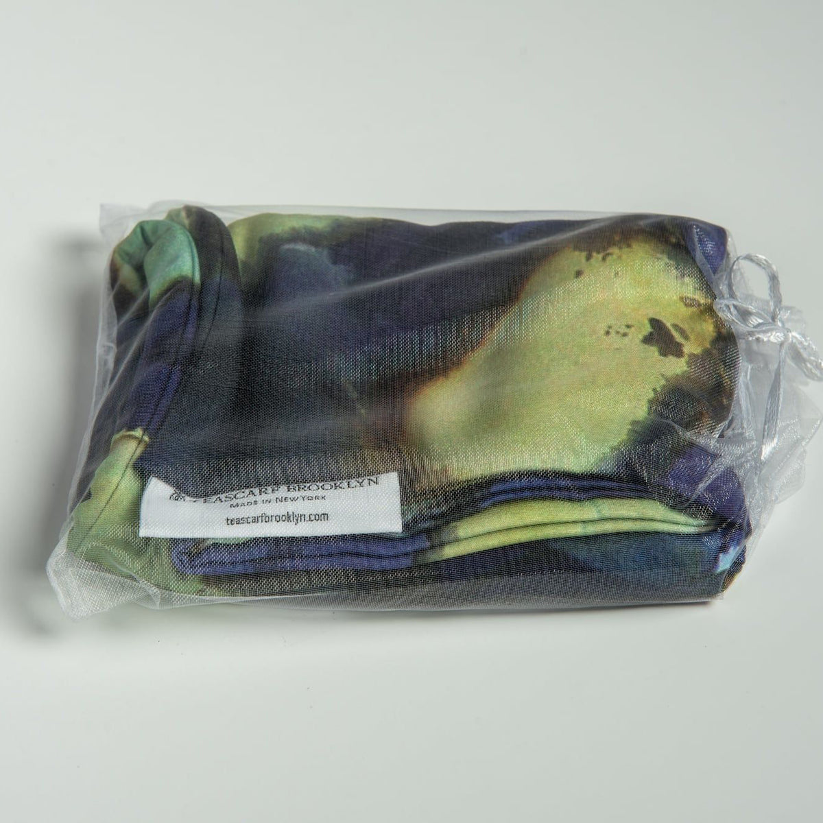 Radiant Purple Square Tea-Printed Pillow Cover - Teascarf Brooklyn