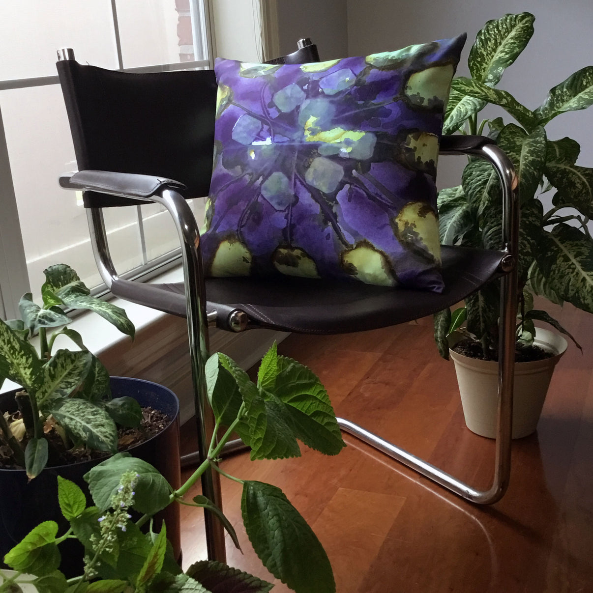 Radiant Purple Square Tea-Printed Pillow Cover - Teascarf Brooklyn